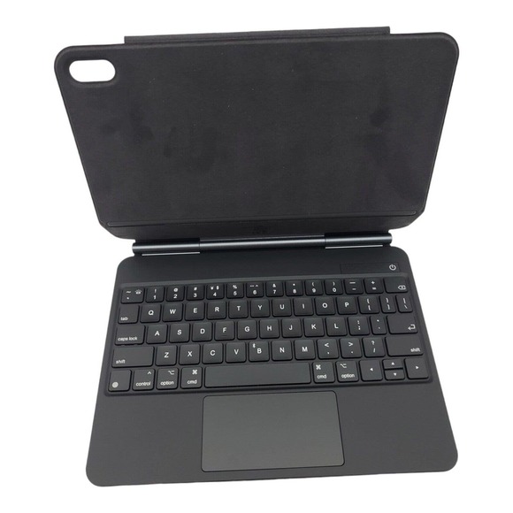 ESR Rebound Magnetic Keyboard Case Compatible with iPad 10 (2022) - Picture 5 of 10